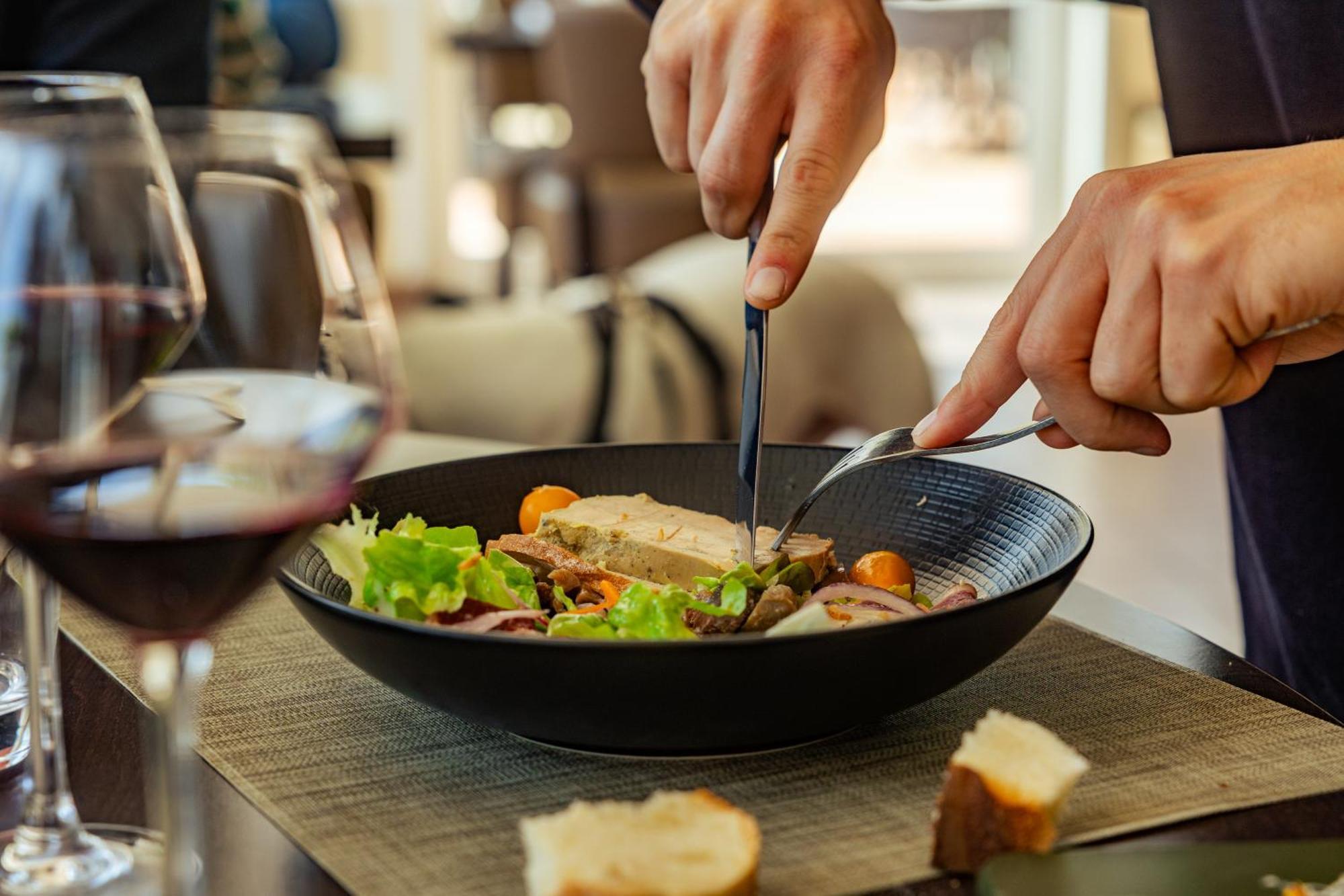 Logis Hotel - Auberge Du Pastel - Hotel 3 Etoiles Et Restaurant Nailloux 외부 사진