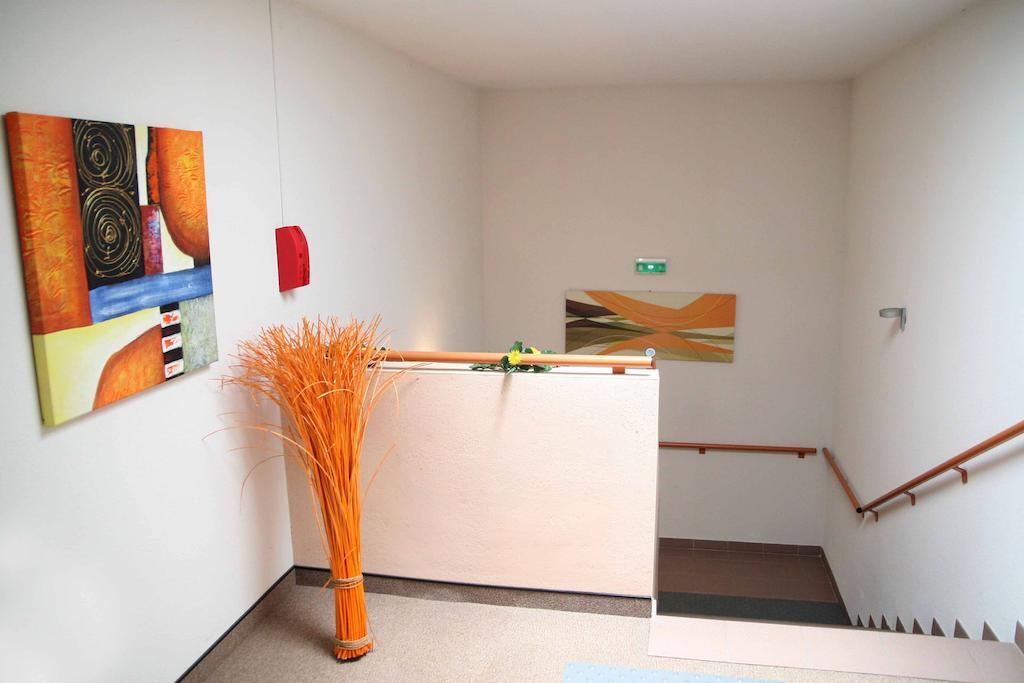 Logis Hotel - Auberge Du Pastel - Hotel 3 Etoiles Et Restaurant Nailloux 외부 사진